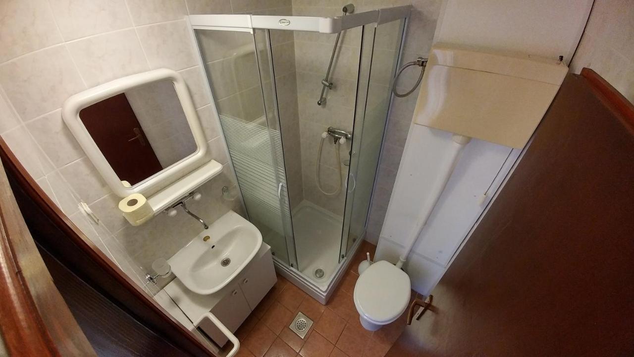 Apartments And Rooms Bova バスカ エクステリア 写真